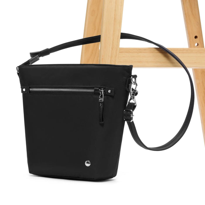 Pacsafe W anti-theft Crossbody - Black